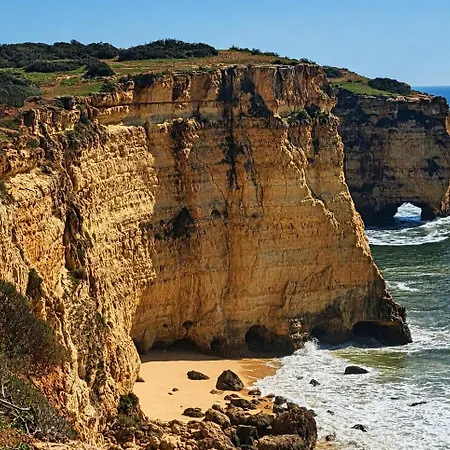 Algarve Near The Rosa 407 アパート